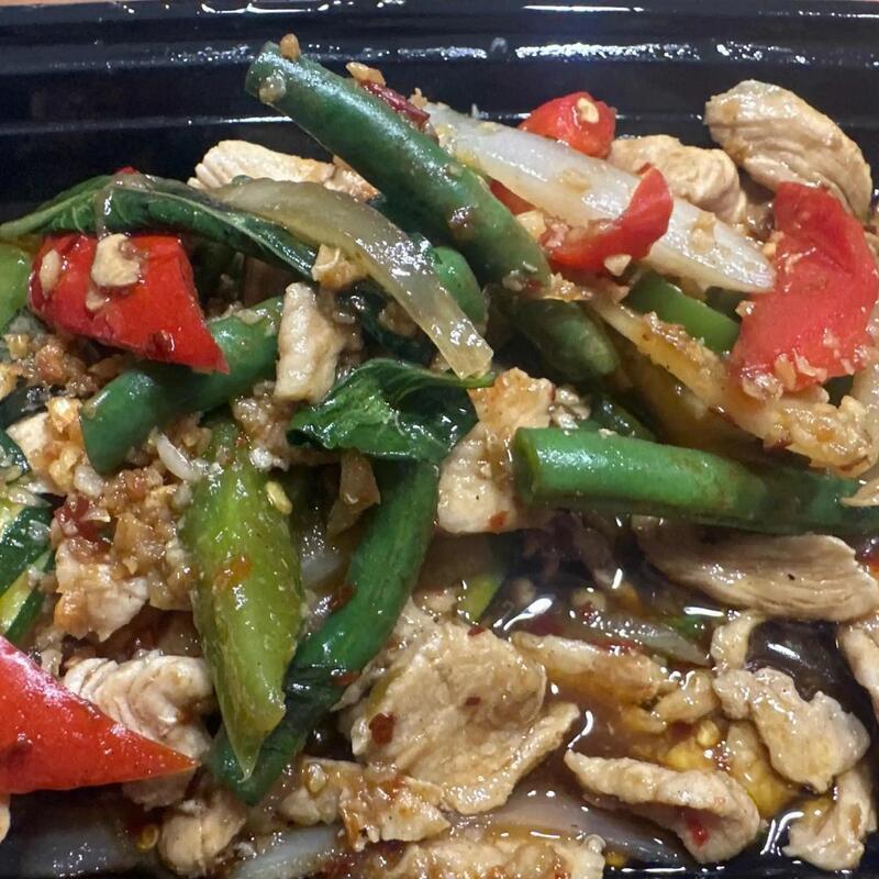 (L) Spicy Basil
